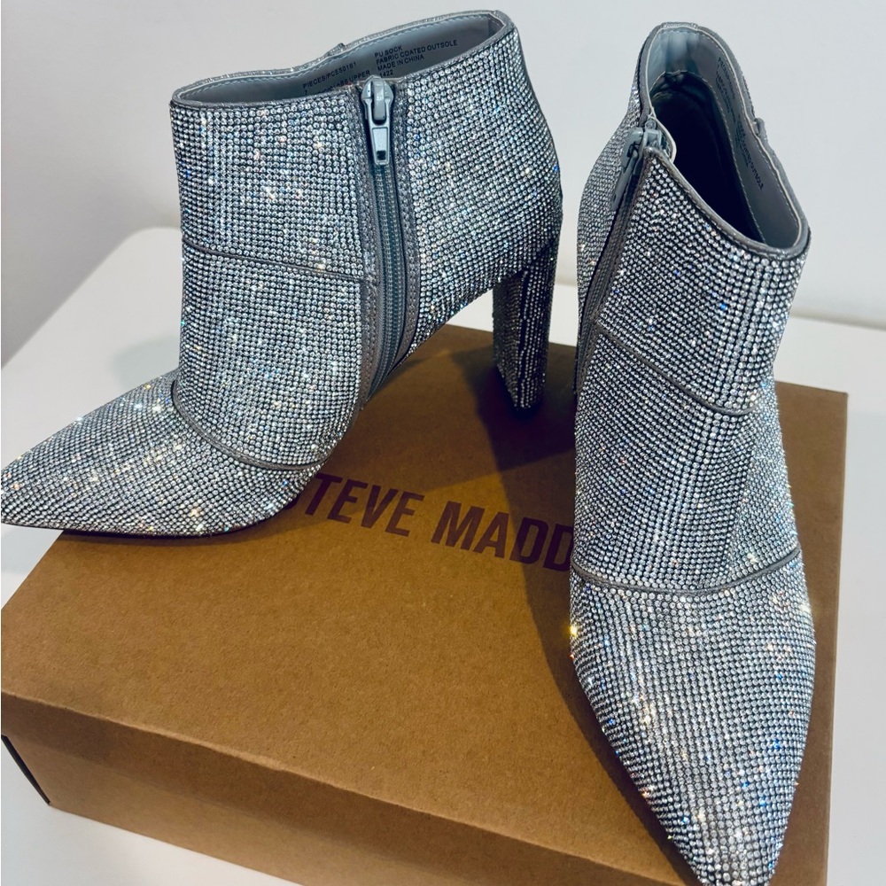 Steve Madden Silver Heeled Boots Sparkling Ankle Design
